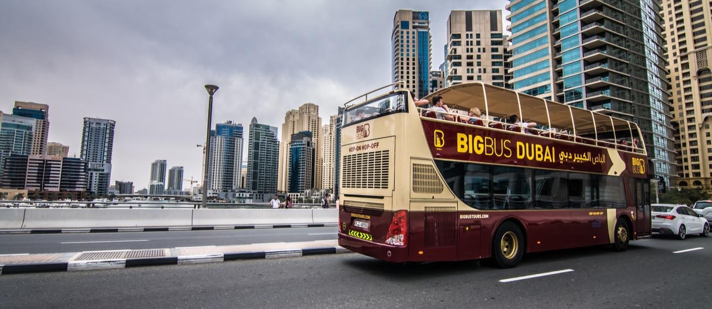 Onibus turístico em Dubai