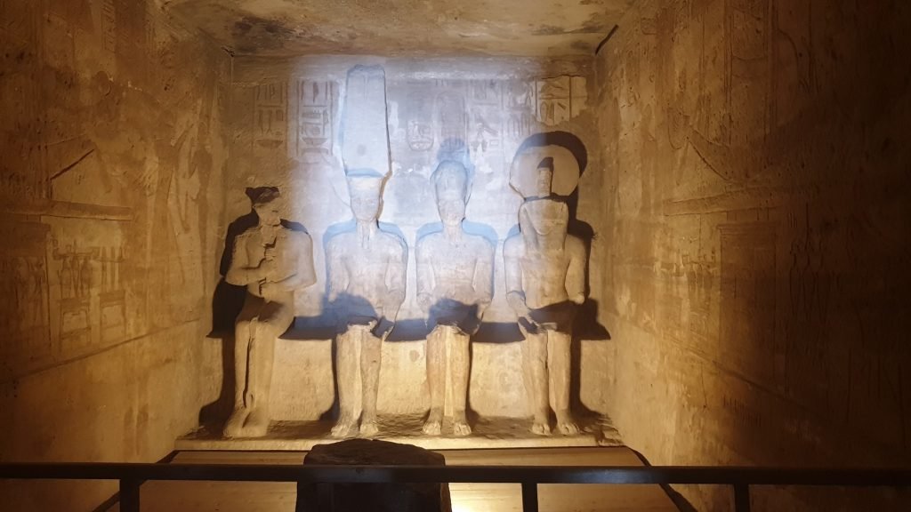 Templos De Abu Simbel - Templo de Ramsés II y Nefertari