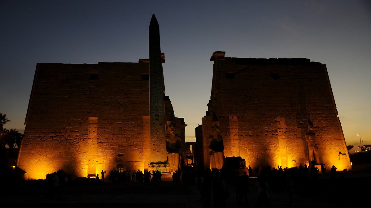 Segundo patio del templo de Medinet Habu - Templo Funerario de Ramsés III