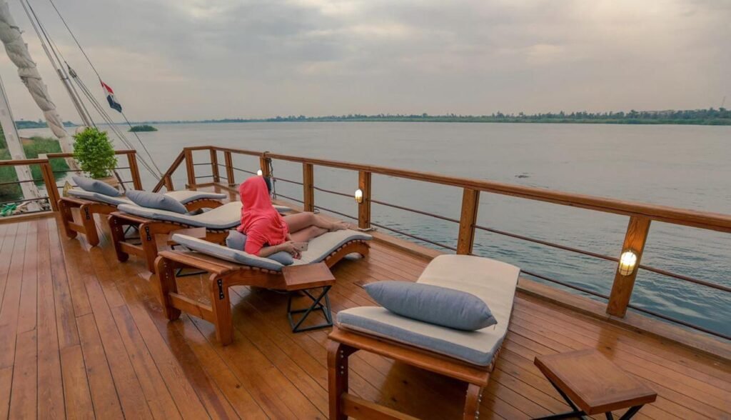 Dahabiya crucero por el Nilo | crucero por el nilo 5 estrellas gran lujo
